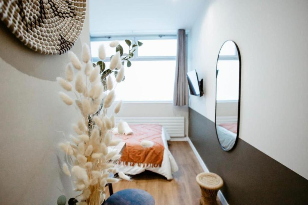 Sweet Love Room - Jacuzzi Privatif Монтрёй Экстерьер фото